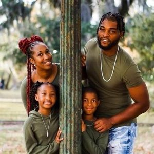 Meet your Posher, Lakia